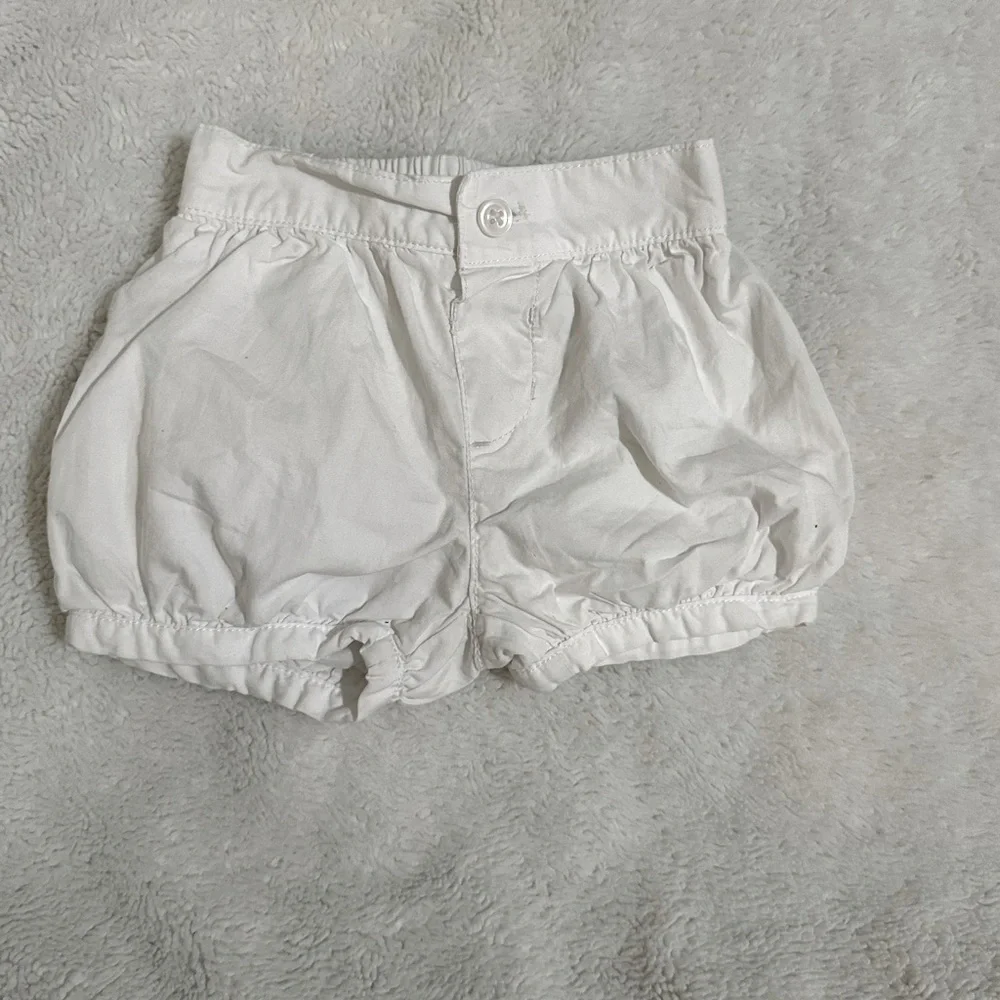 White Shorts 6-12mt - Picture 1 of 2